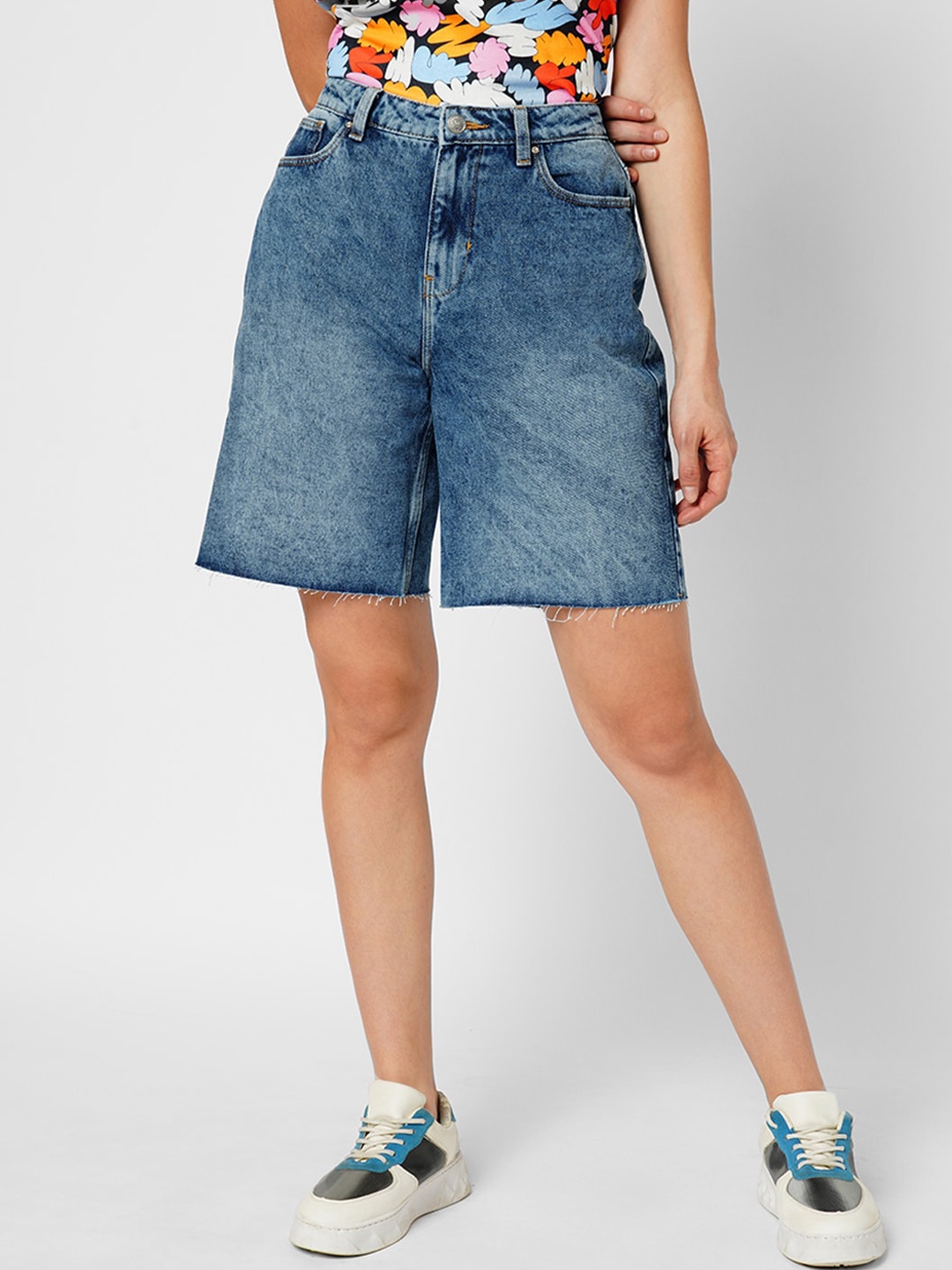 

ONLY Women Washed High-Rise Pure Cotton Denim Shorts, Blue