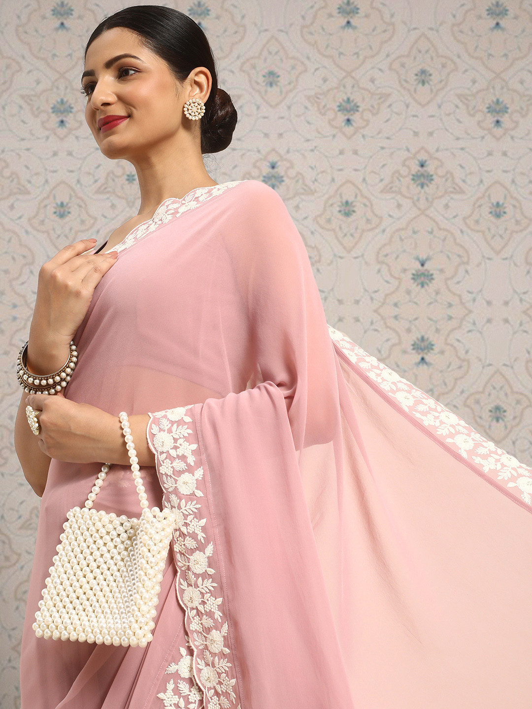 

House of Pataudi Floral Embroidered Saree, Pink