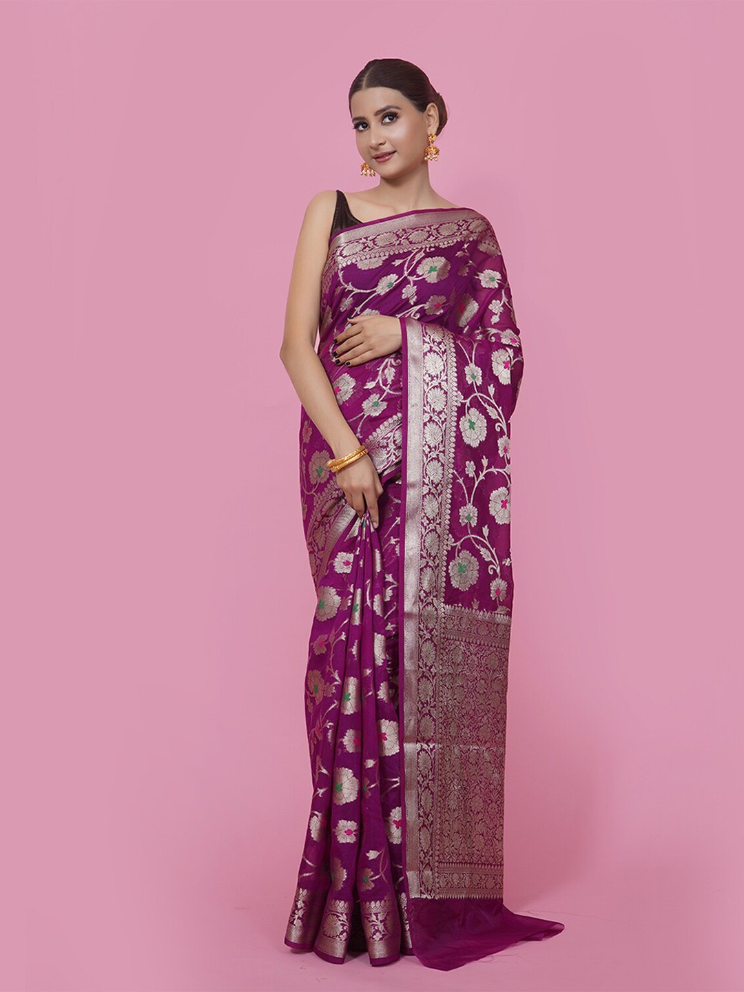 

PTIEPL Banarasi Silk Works Floral Woven Design Zari Banarasi Saree, Magenta