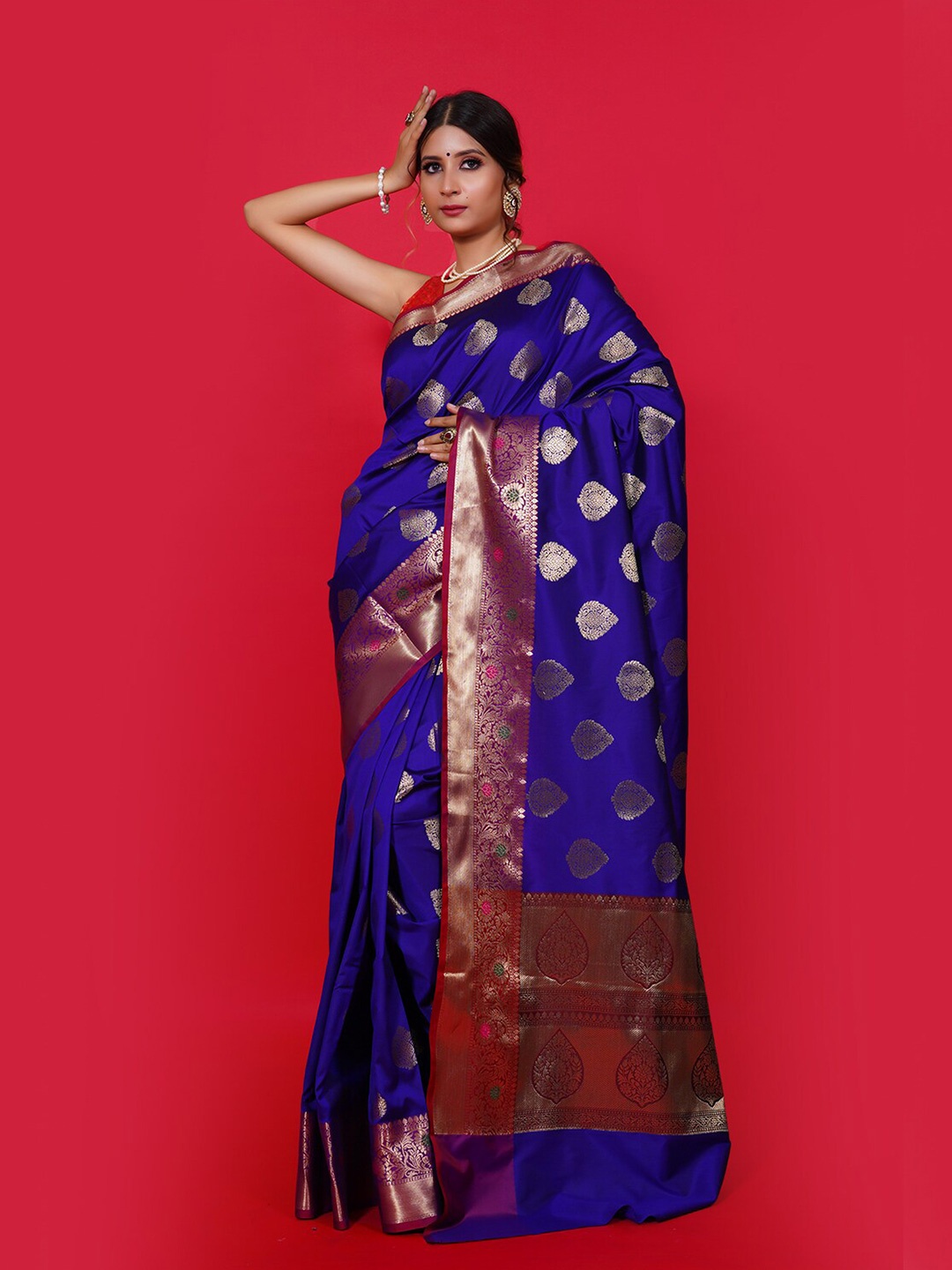 

PTIEPL Banarasi Silk Works Ethnic Motifs Woven Design Zari Banarasi Saree, Violet