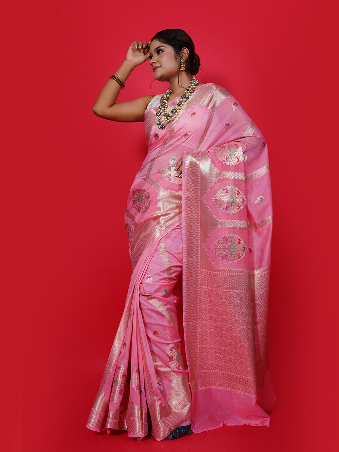 

PTIEPL Banarasi Silk Works Ethnic Motif Woven Design Zari Banarasi Saree, Coral