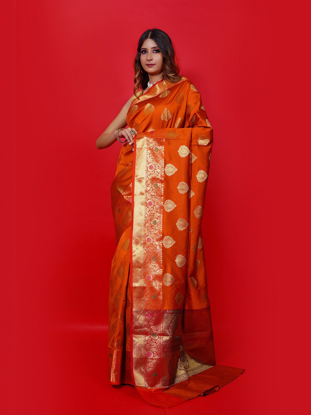 

PTIEPL Banarasi Silk Works Ethnic Motif Woven Design Zari Banarasi Saree, Orange