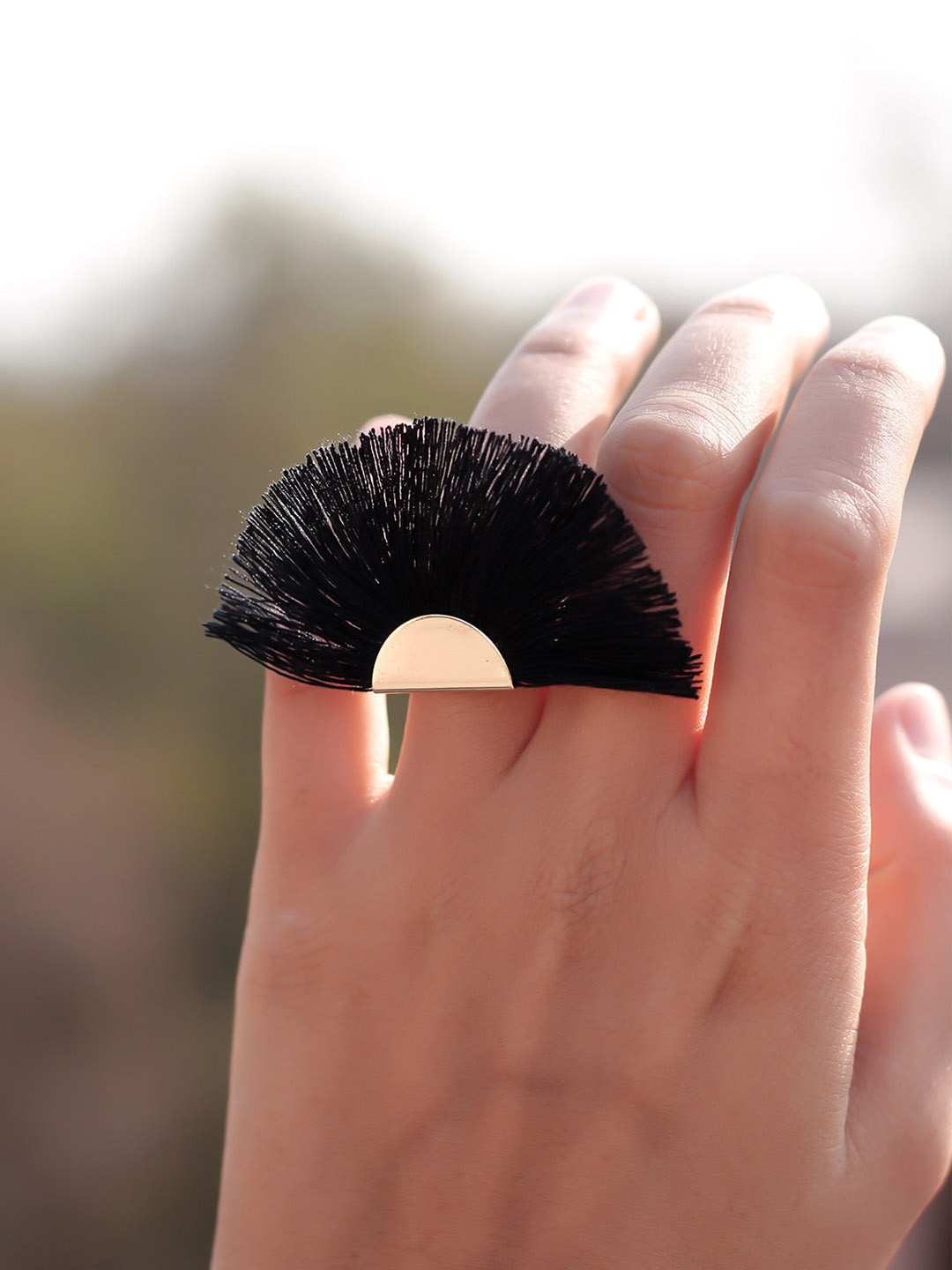 

Bellofox Gold Plated Tasseldhead Finger Ring