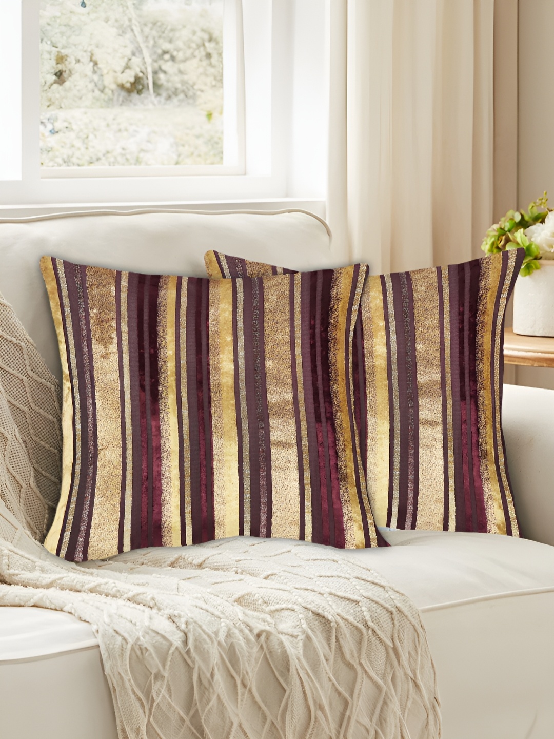 

Tesmare Maroon & Gold-Toned 2 Pieces Striped Velvet Square Cushion Covers