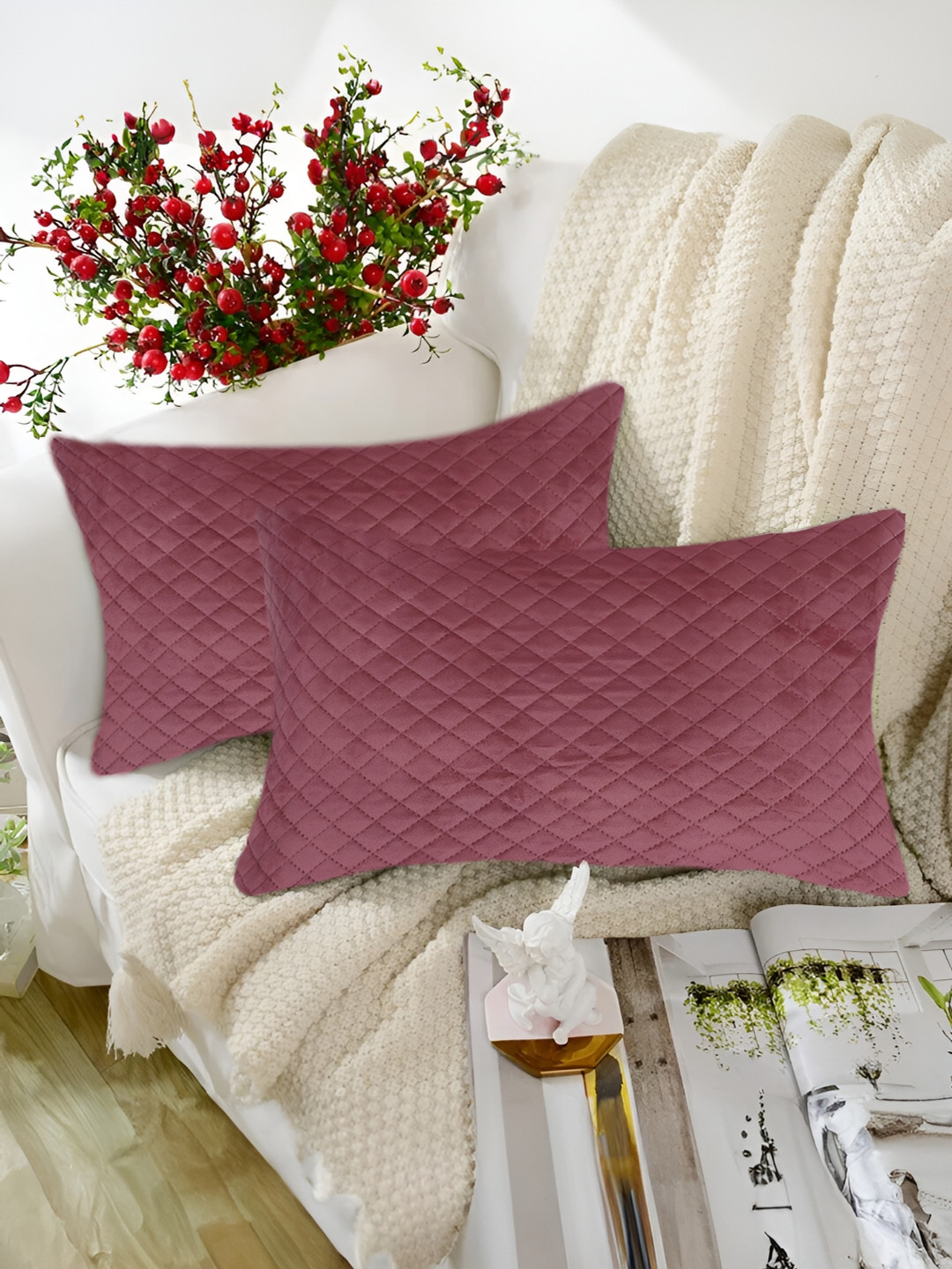 

Tesmare Fuchsia 2 Pieces Geometric Velvet Rectangle Cushion Covers