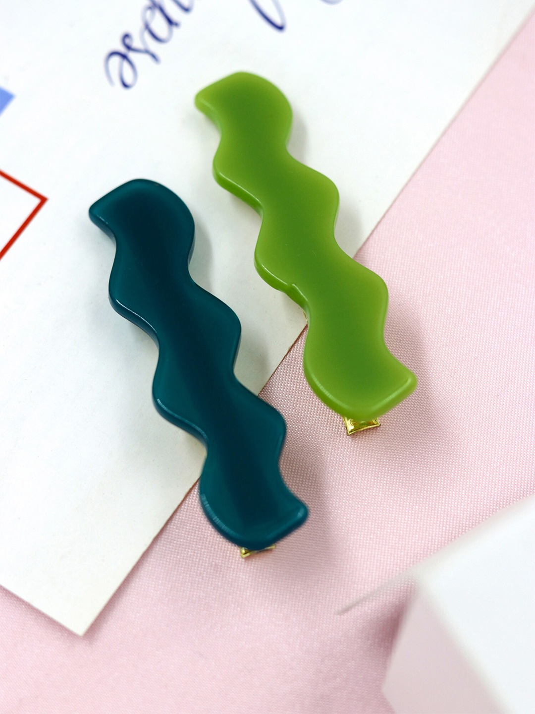 

Bellofox Green & Purple Set of 2 Alligator Hair Clips
