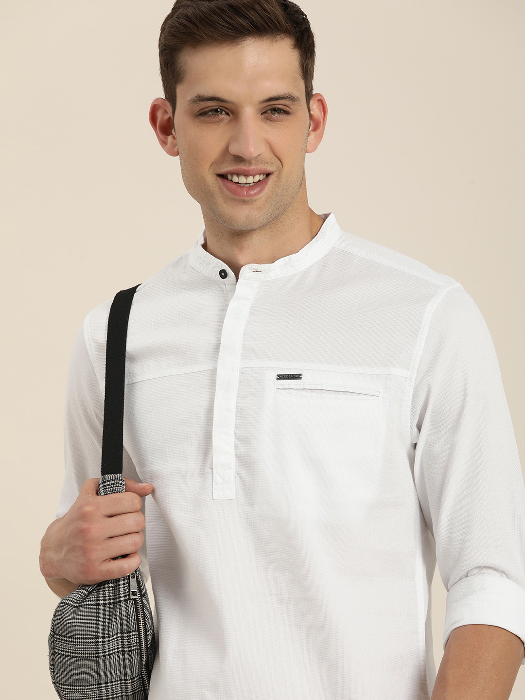 

HERE&NOW Men Solid Slim Fit Opaque Casual Shirt, White