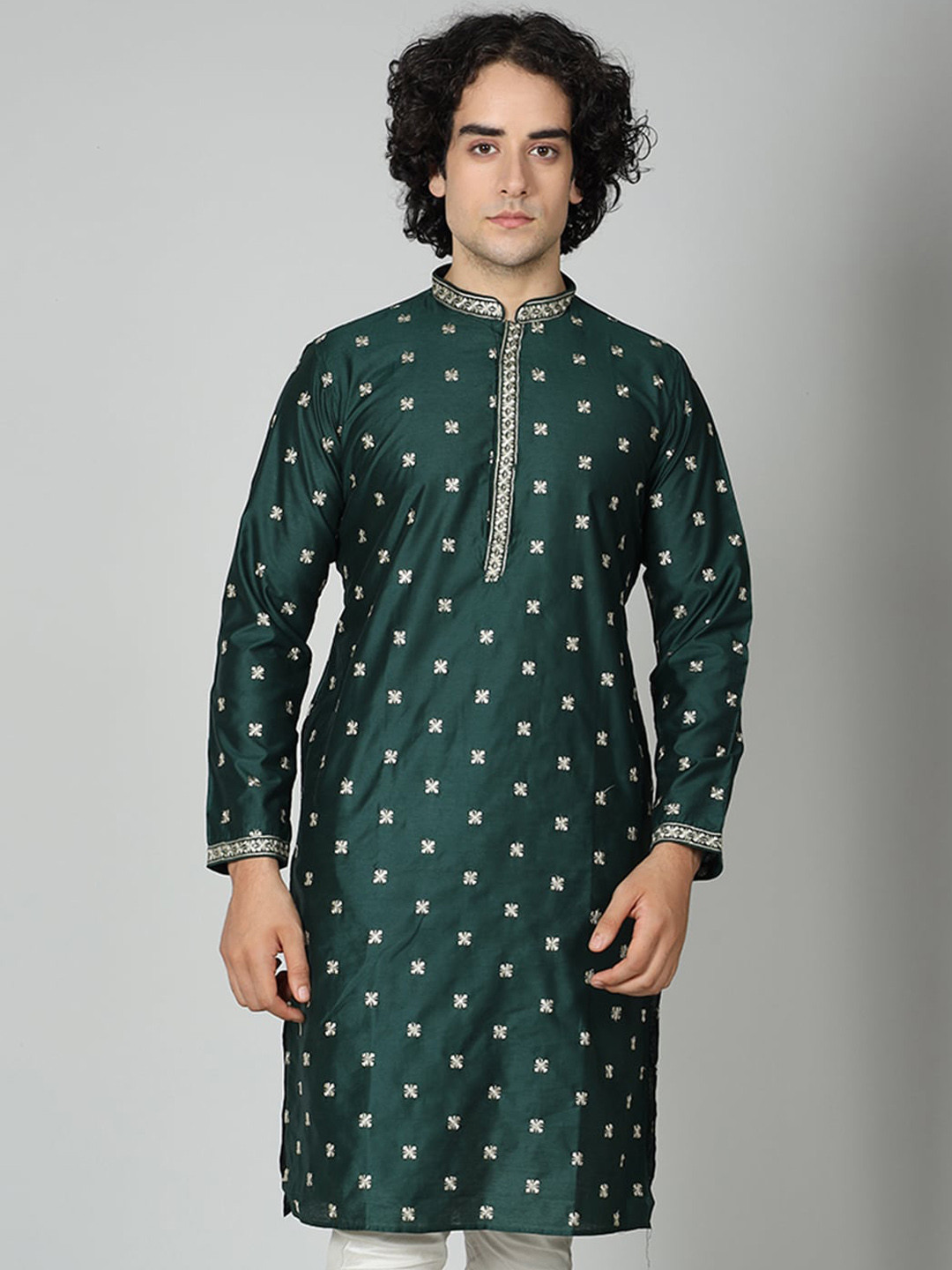 

MAAHI FABS Ethnic Motifs Embroidered Mandarin Collar Brasso Weave Kurta, Green