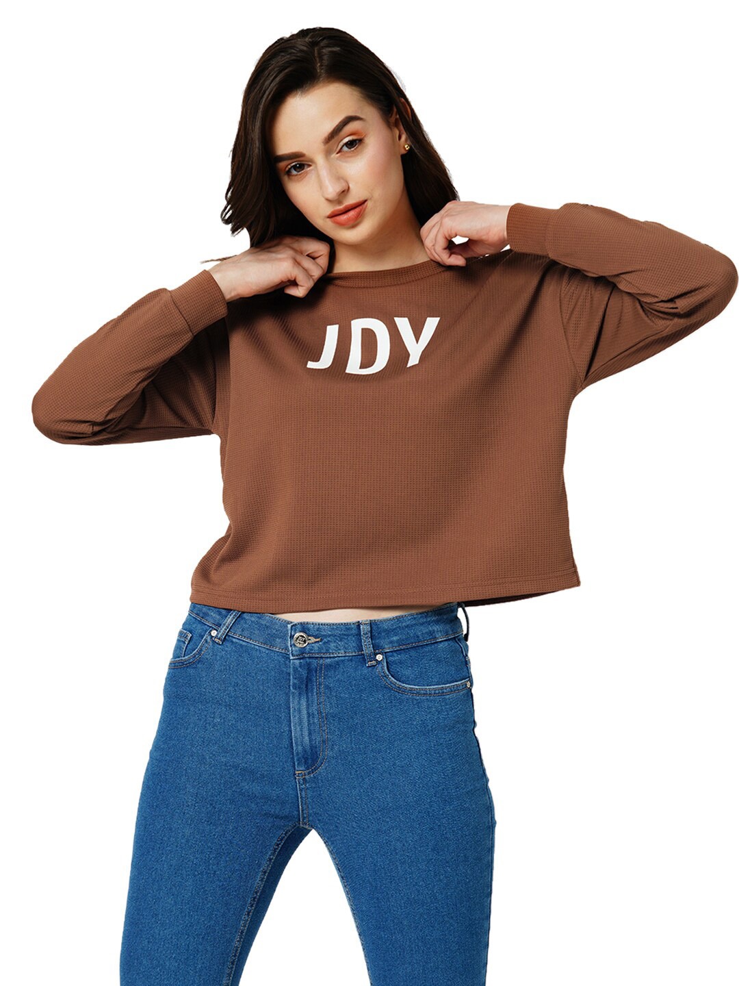 

ONLY Alphanumeric Printed Round Neck Pullover Crop Sweatshirt, Brown