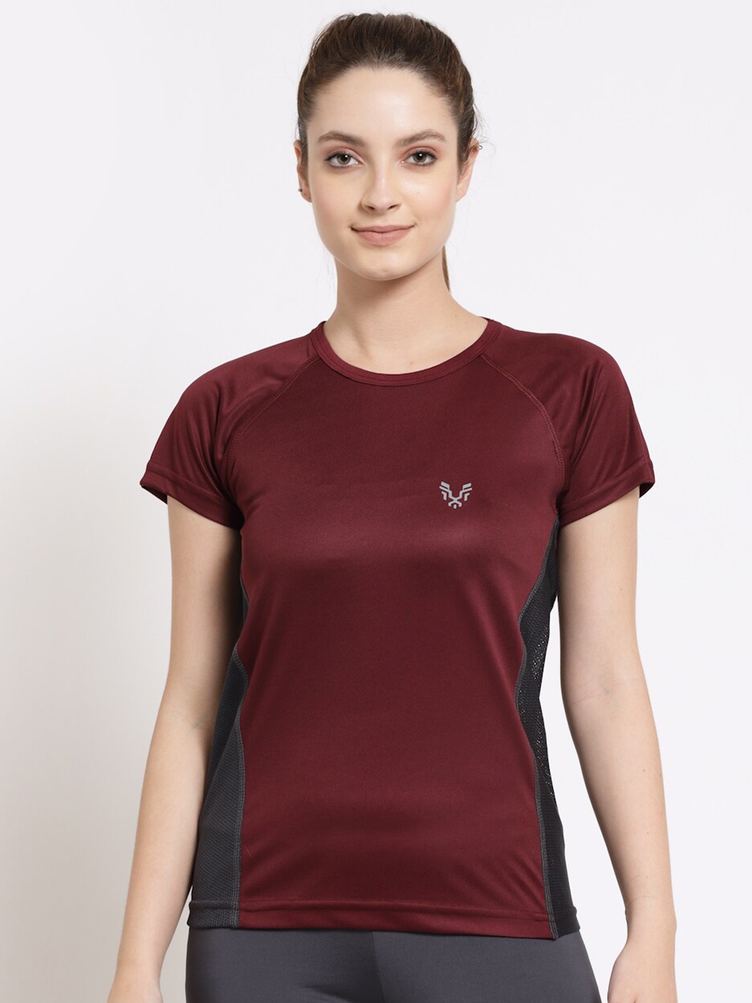 

UZARUS Colourblocked Round Neck Dry Fit Training or Gym T-shirt, Burgundy