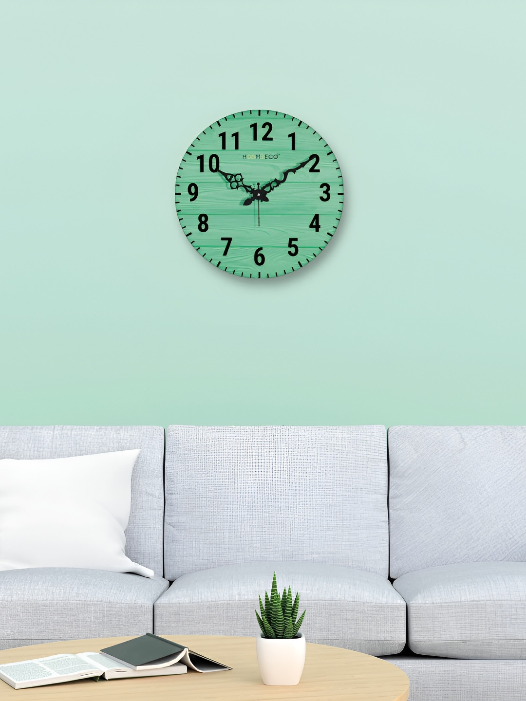 

HOOMDECO Green Printed Round Vintage Wall Clock