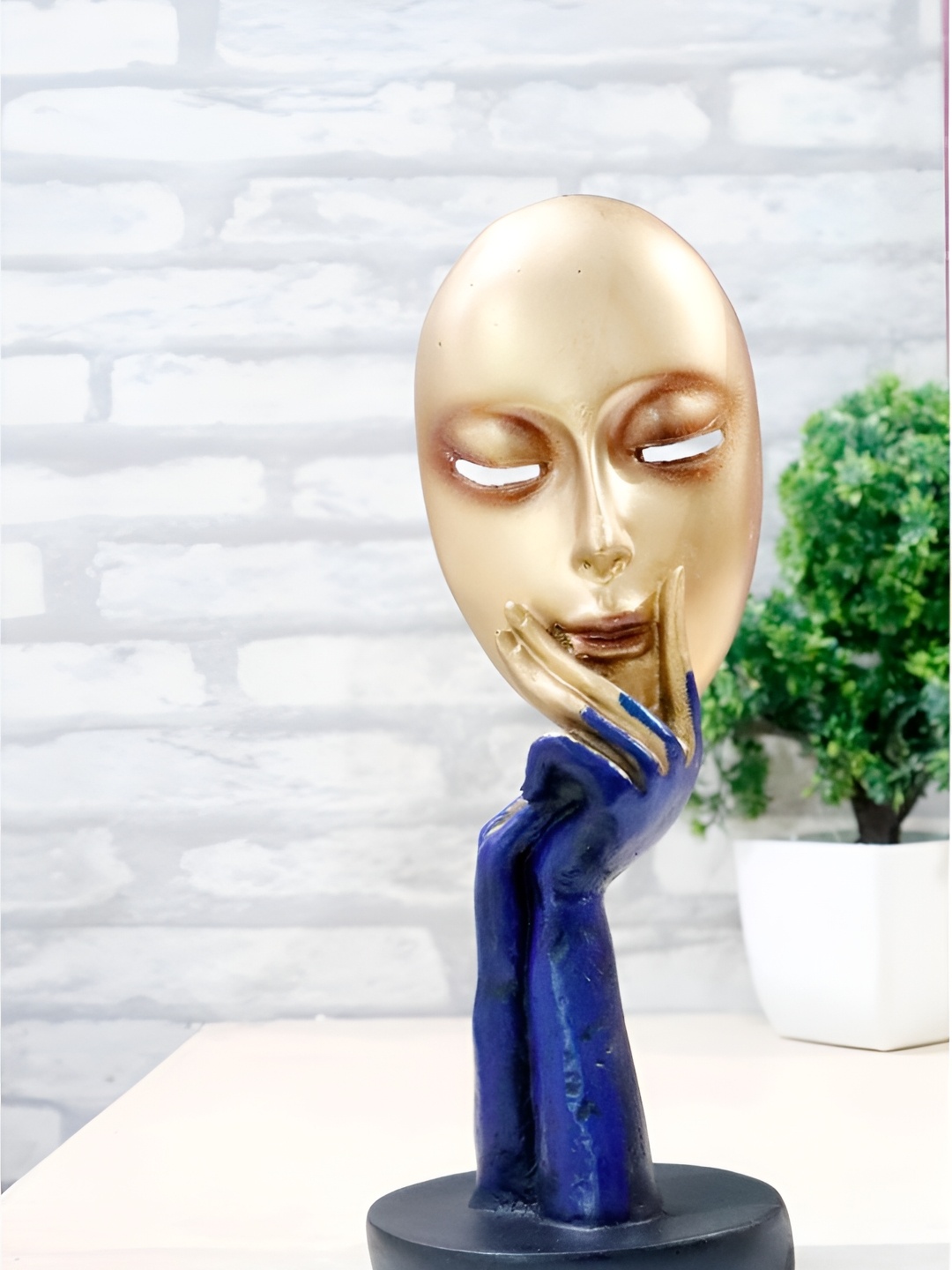 

HOME AUZAR Gold-Toned Medium Lady Face Statue Sculptures Showpiece