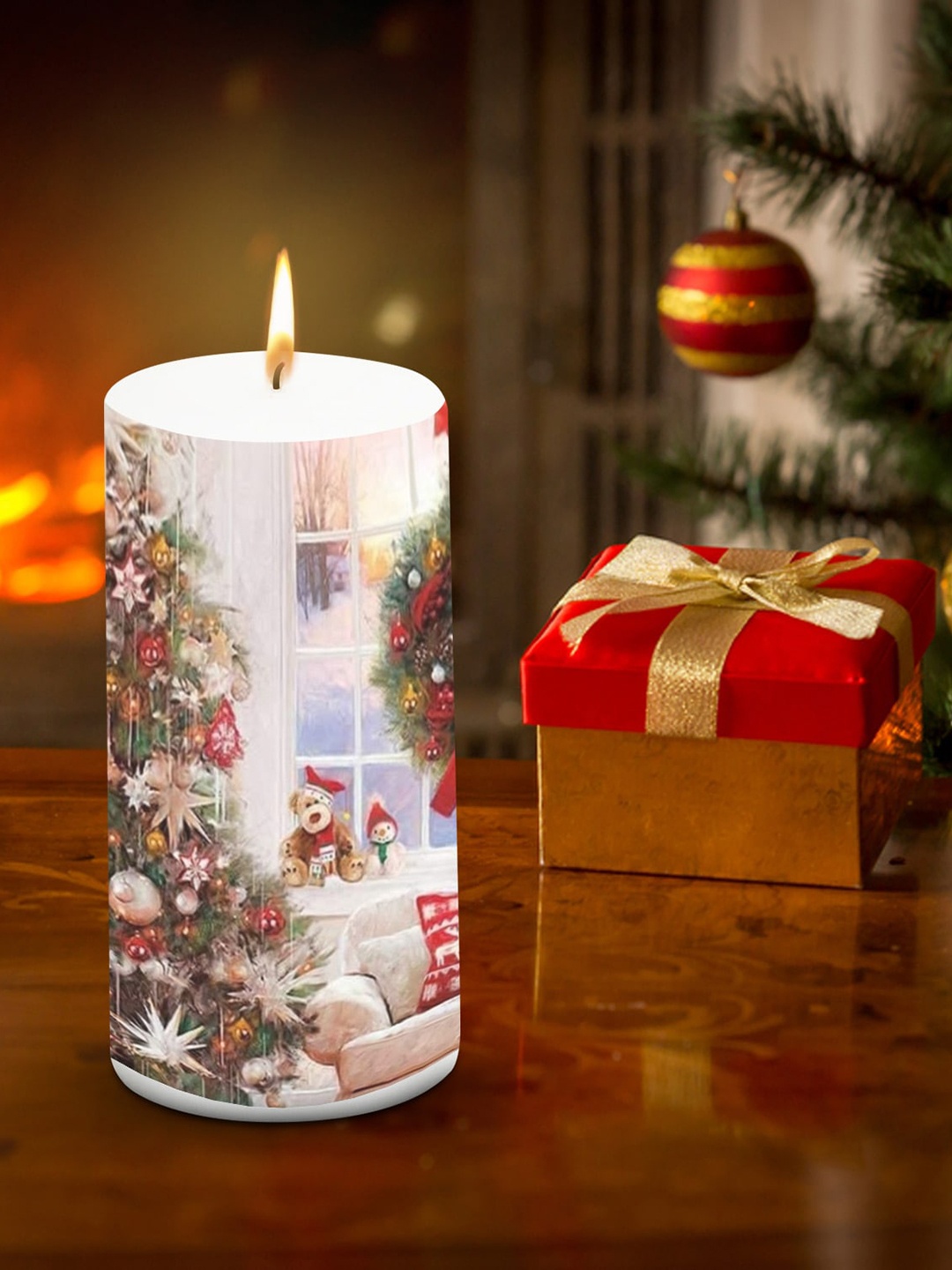 

AuraDecor Christmas Candle White Christmas Printed Pillar Candle