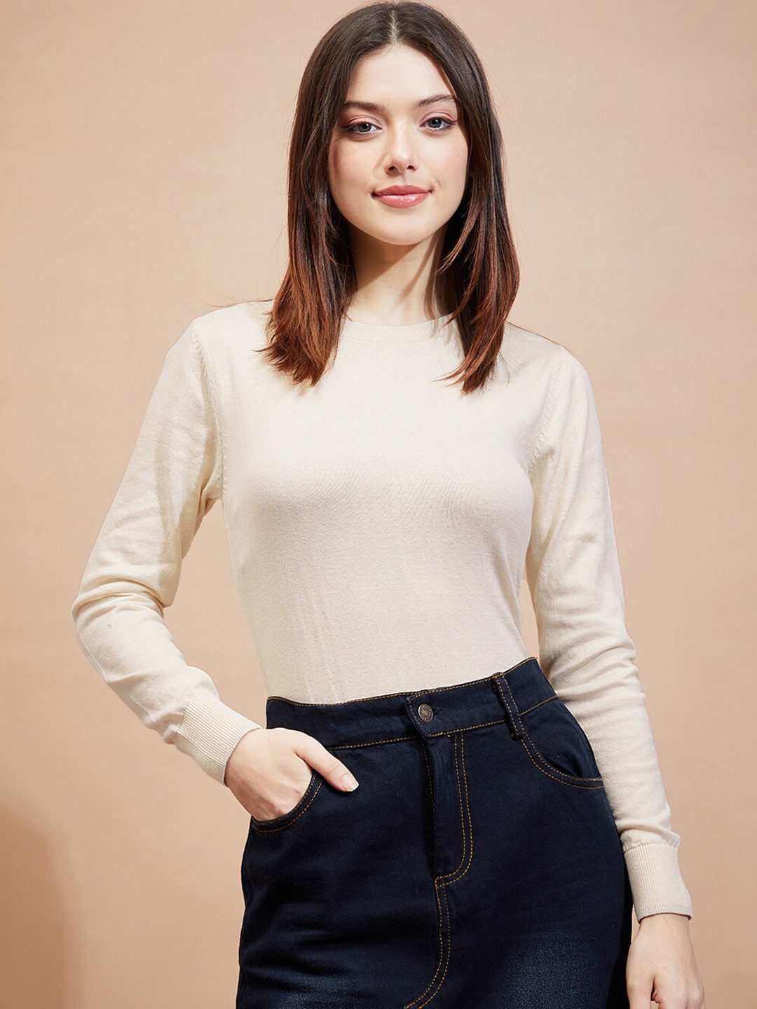 

DressBerry Cream-Coloured Round Neck Long Sleeves Woollen Pullover Sweater