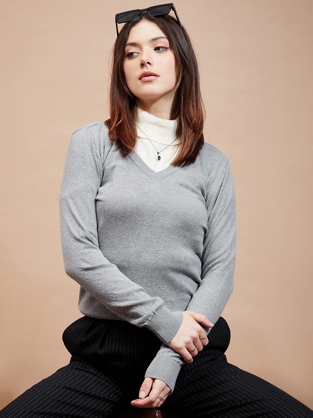 

DressBerry Grey Melange V-Neck Long Sleeves Woollen Pullover Sweater