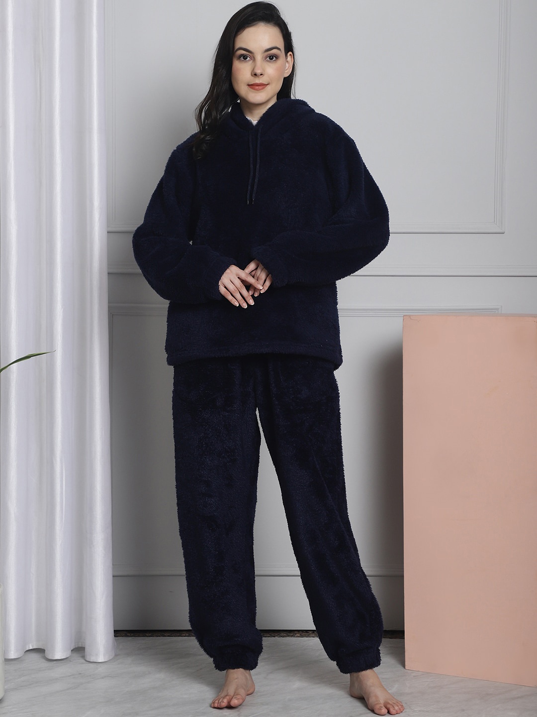 

Secret Wish Women Faux Fur Hooded Night suit, Navy blue
