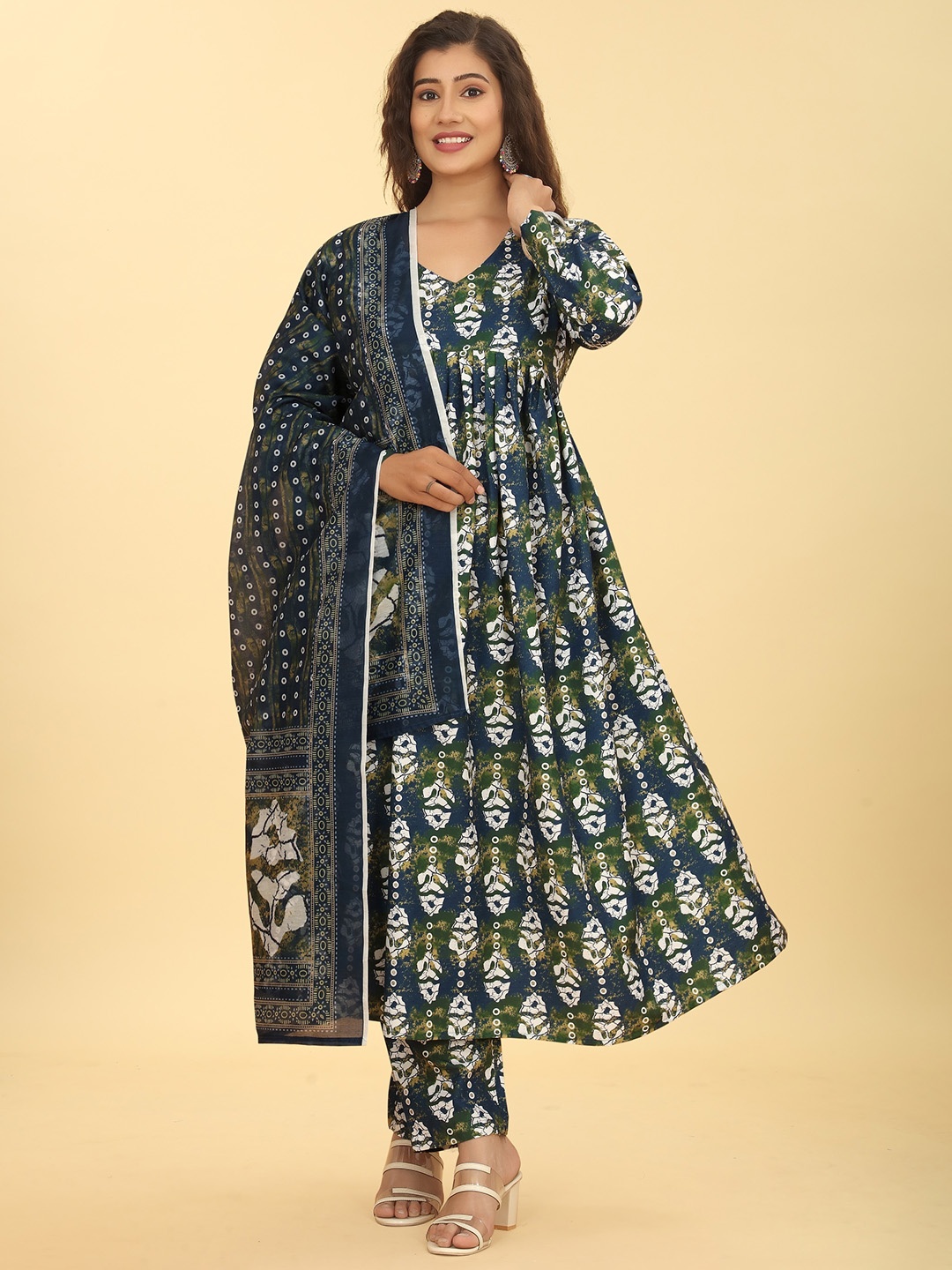 

Punrwa Ethnic Motifs Pleated Anarkali Kurta with Trousers & Dupatta, Blue