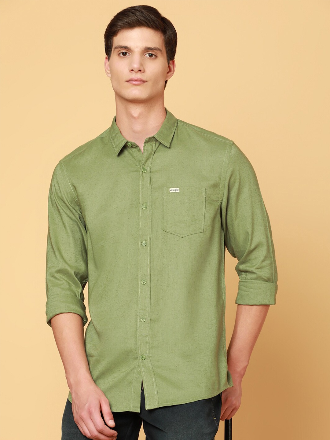 

Wrangler Classic Regular Fit Spread Collar Long Sleeve Pocket Tencel & Linen Shirt, Green