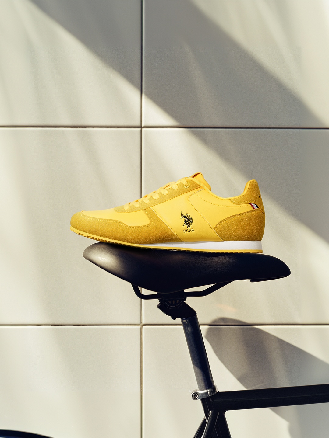 

U.S. Polo Assn. Men Sorrento Retro Sneakers, Yellow