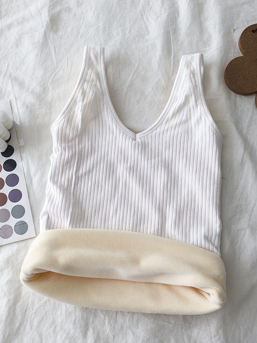 

Alexvyan Self-Design V-Neck Sleeveless Odour Free Nylon Fleece Thermal Camisole, White