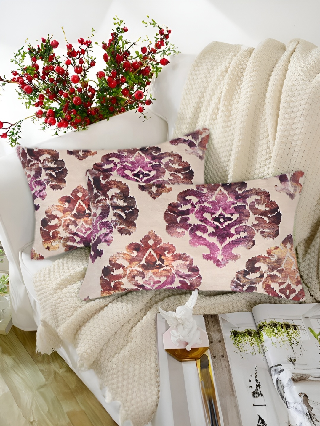 

Tesmare Beige & Purple 2 Pieces Ethnic Motifs Velvet Rectangle Cushion Covers