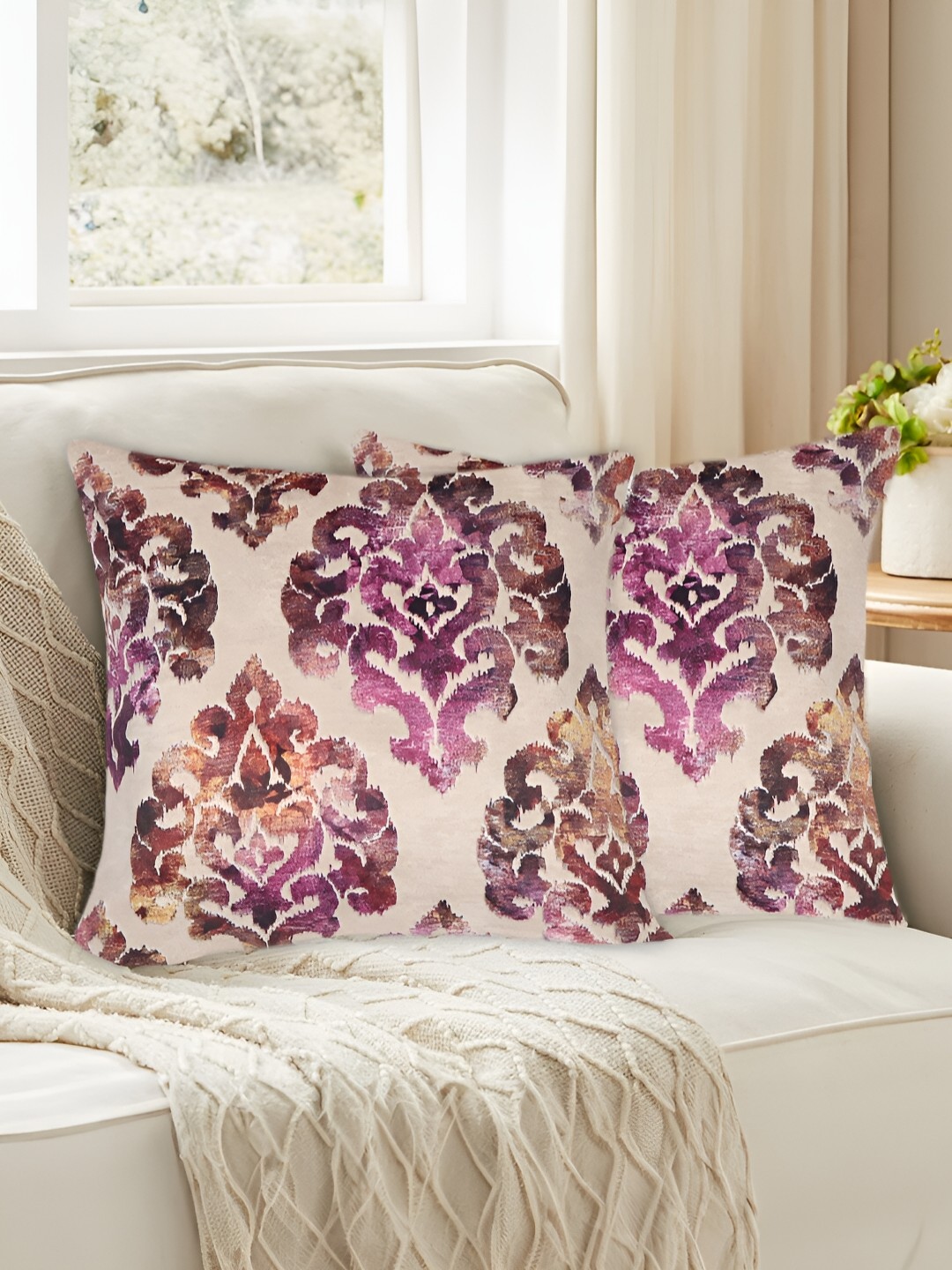 

Tesmare Beige & Purple 2 Pieces Ethnic Motifs Printed Velvet Square Cushion Covers
