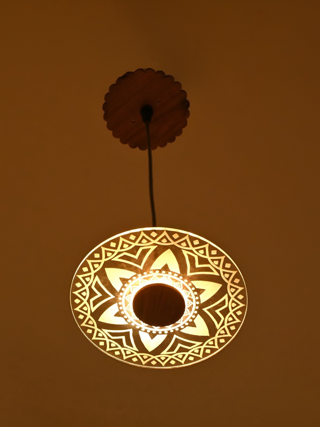

Afast White & Transparent Printed Contemporary Semi sphere Shaped Ceiling Lamp