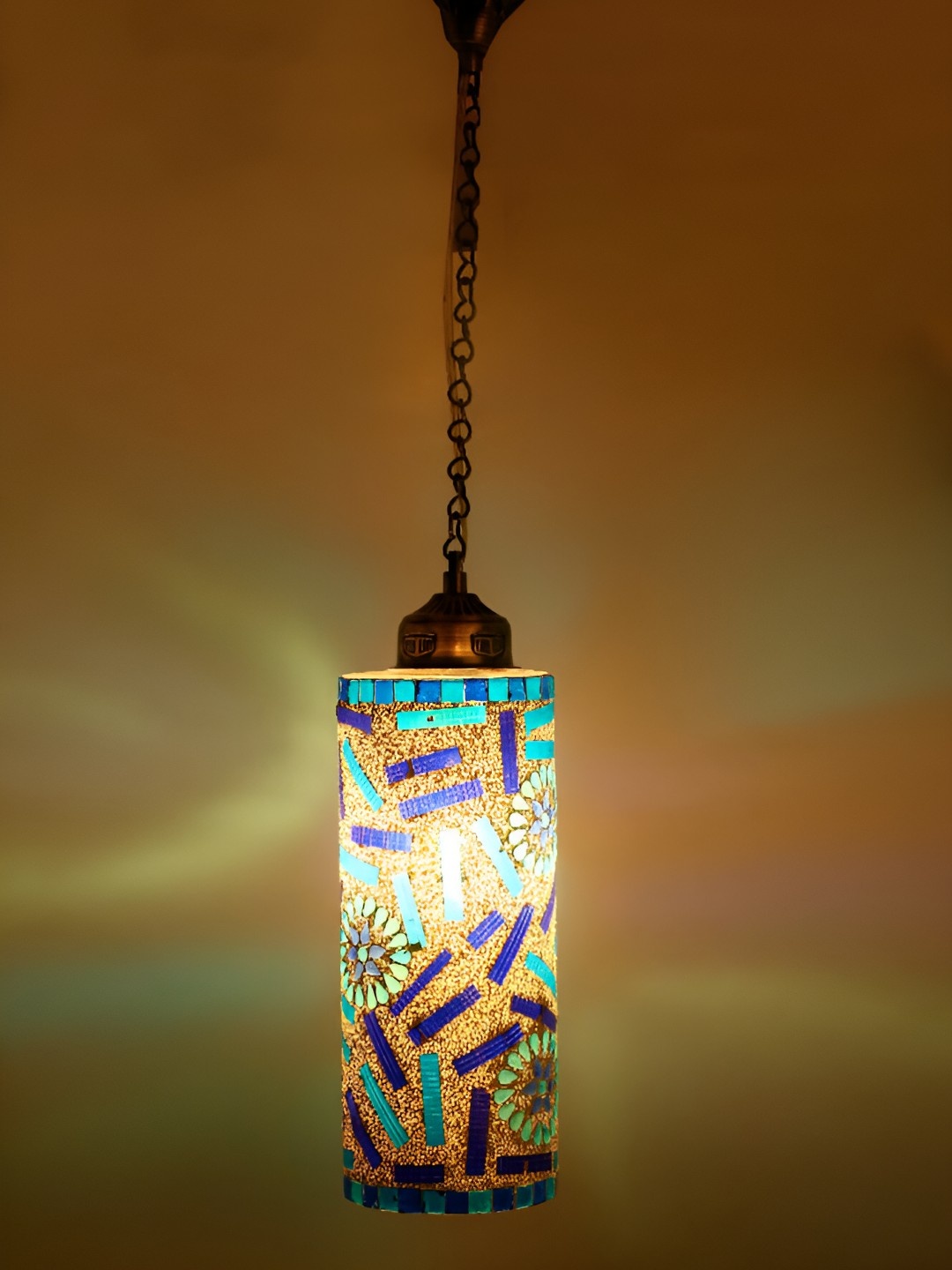 

Afast Blue & White Textured Glass Traditional Cylindrical Shaped Ceiling Lamp