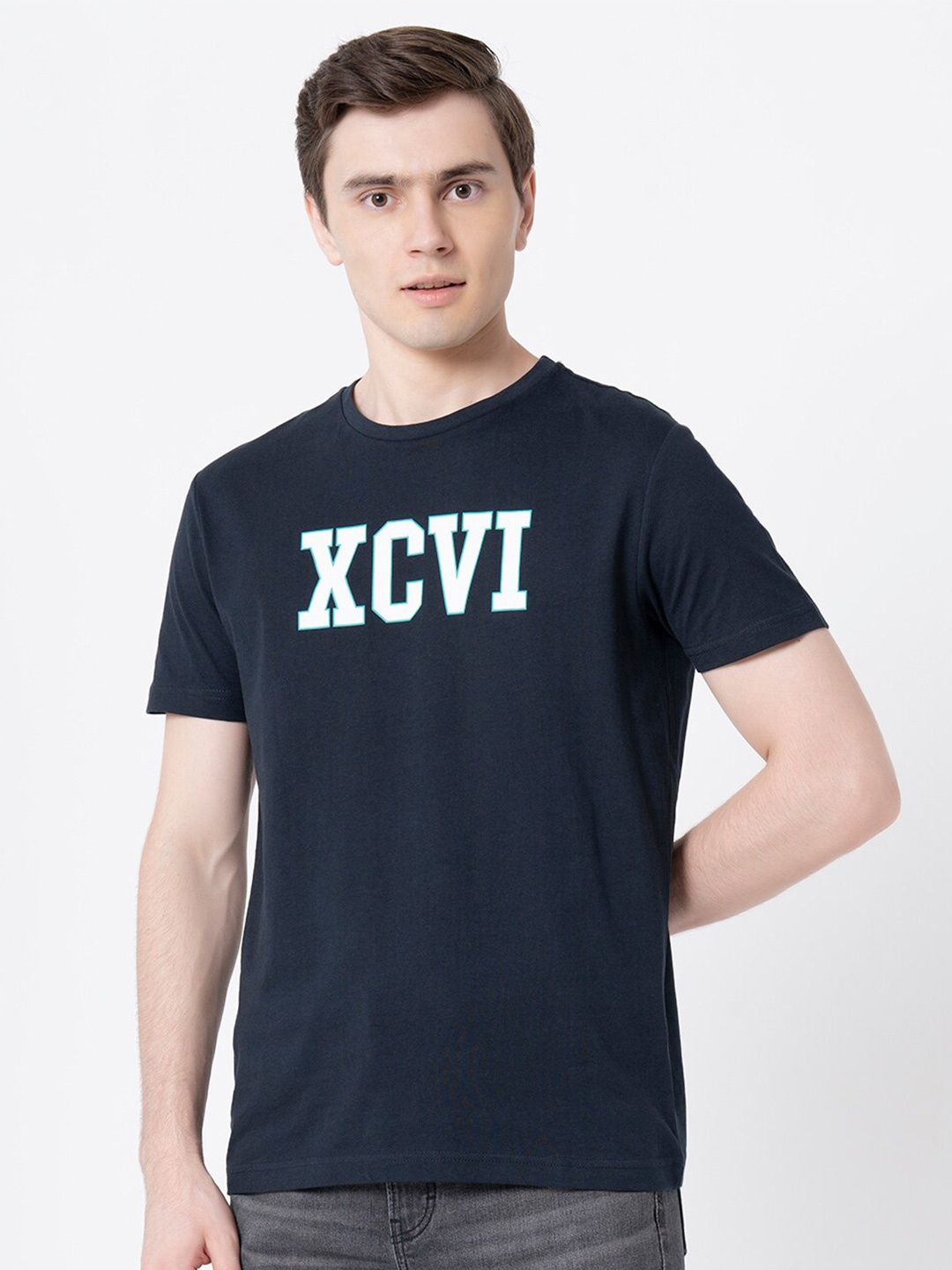

Red Tape Typography Printed Pure Cotton Regular Fit T-shirt, Navy blue