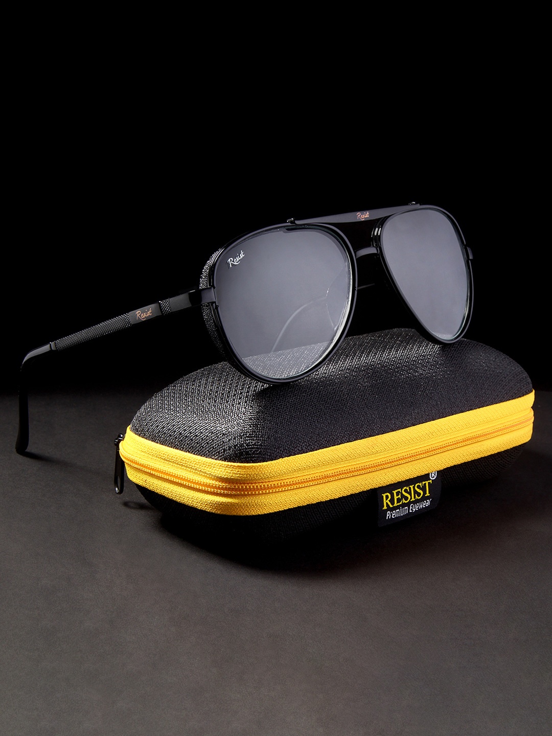 

RESIST EYEWEAR Unisex Aviator Sunglasses With UV Protected Lens, Transparent