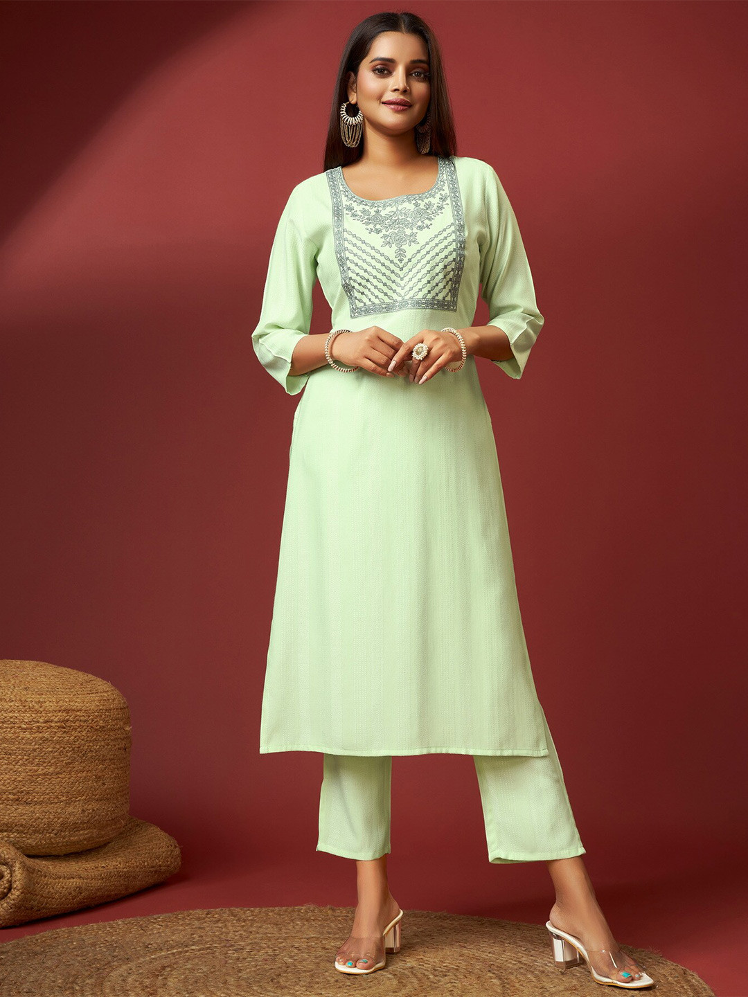 

soan Embroidered Straight Kurta Set, Sea green