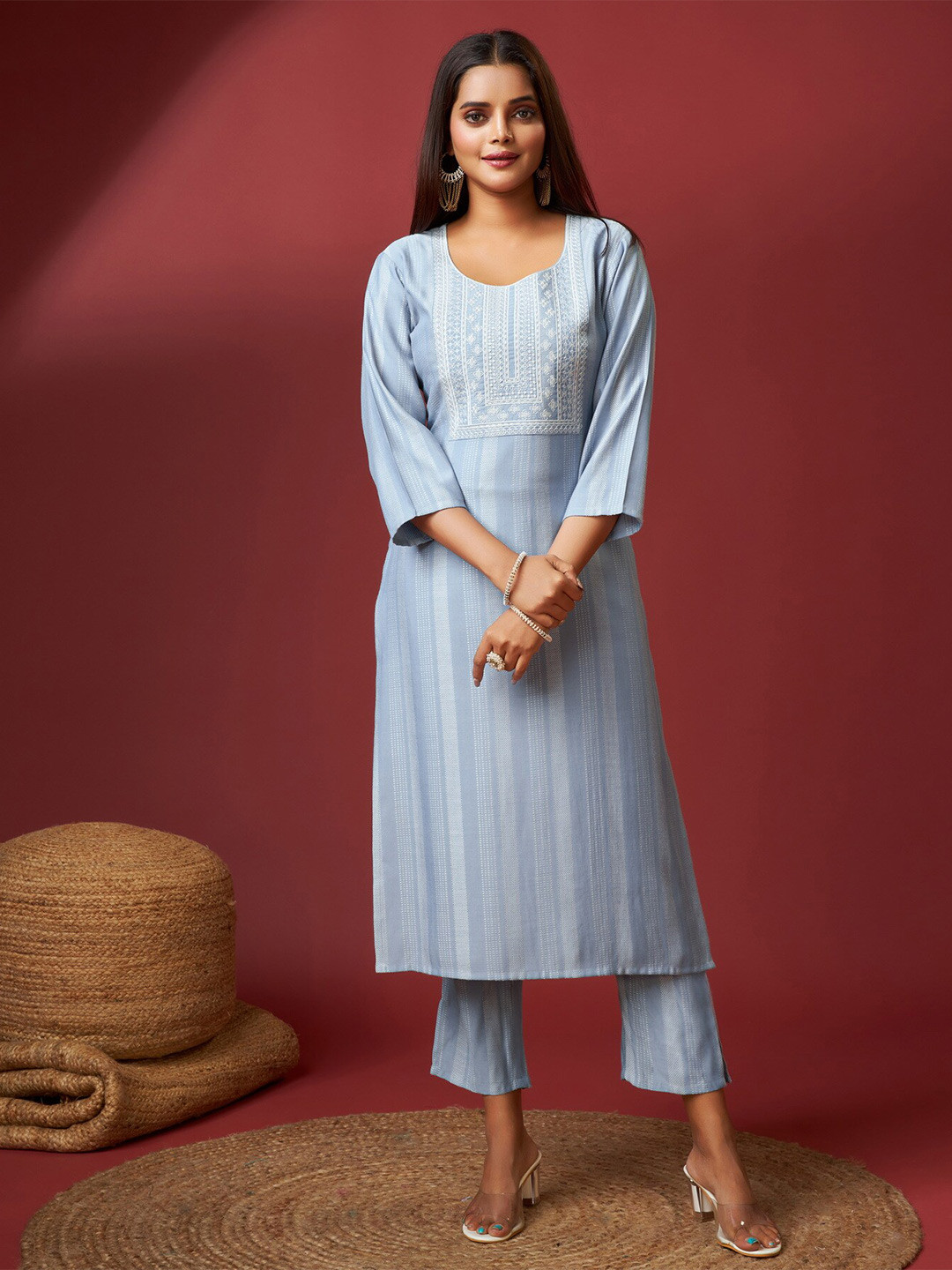 

soan Striped Embroidered Straight Kurta, Blue