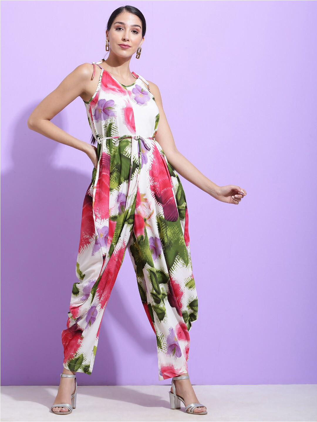 

SQew Floral Printed Basic Jumpsuit, White