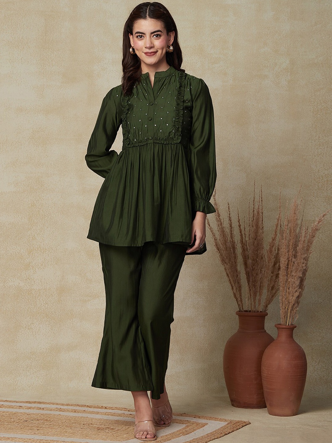

FASHOR Embellished Mandarin Collar Ethnic Top With Trousers, Green