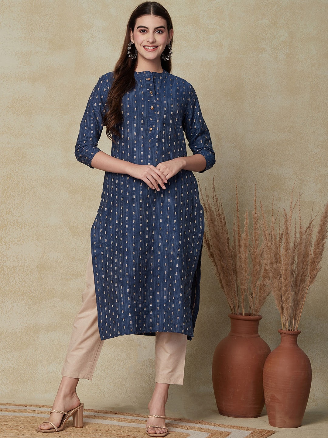 

FASHOR Ethnic Motifs Woven Design Regular Kurta with Trousers, Blue