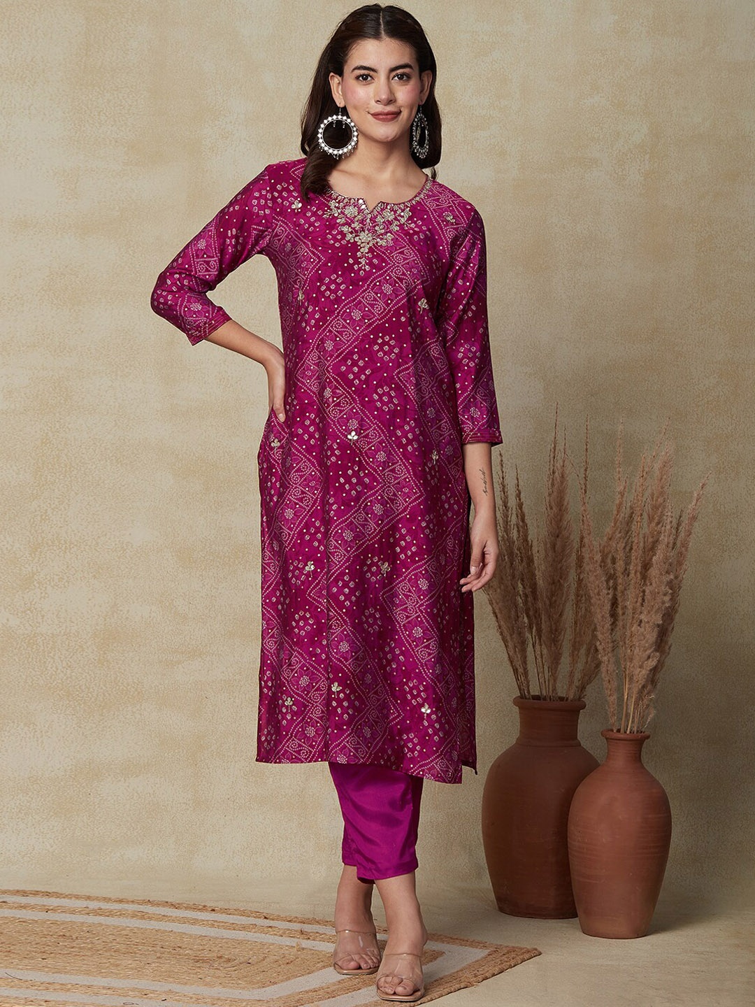 

FASHOR Ethnic Motifs Printed Regular Gotta Patti Kurta With Trousers, Pink