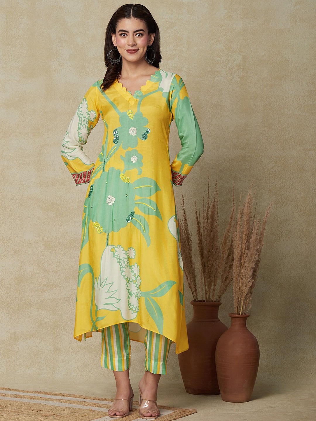 

FASHOR Floral Printed Sequinned A-Line Kurta With Trousers, Yellow