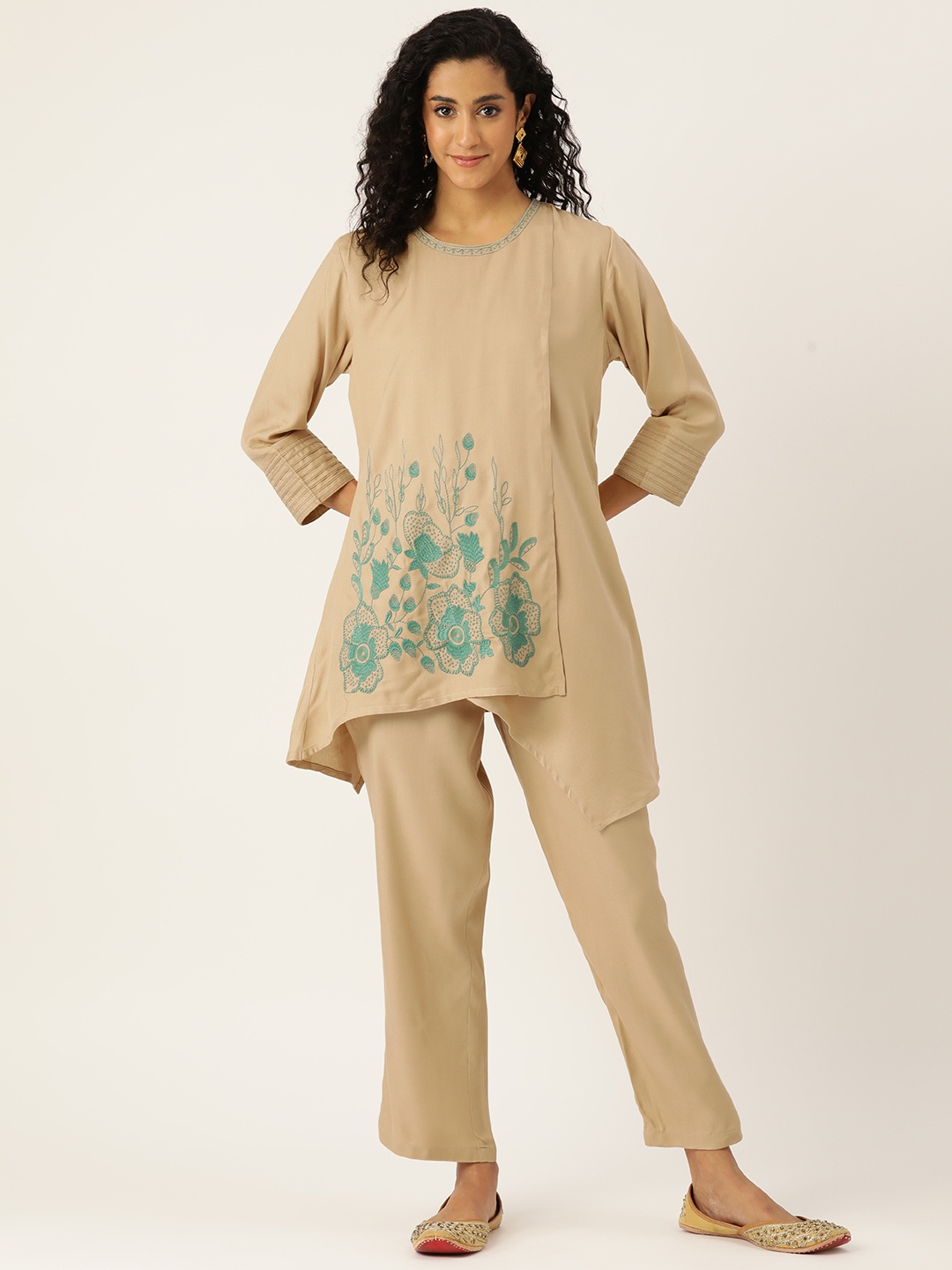 

MISRI Women Embroidered Ethnic Co-Ords, Beige