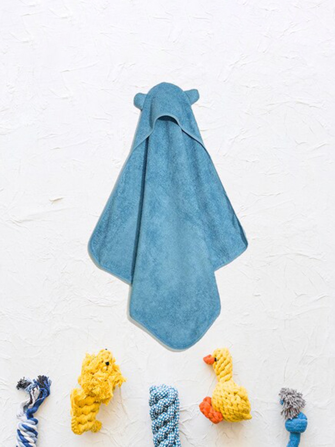 

Furbo Blue Solid Bamboo Baby Hooded 600 GSM Bath Towel