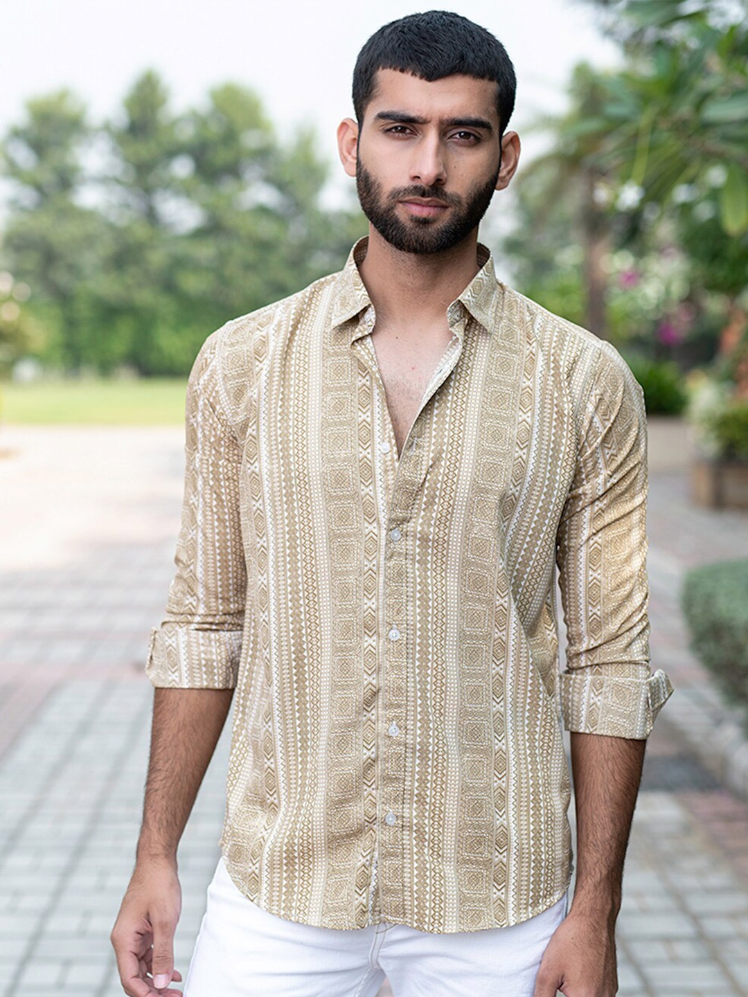 

Tistabene New Geometric Printed Spread Collar Casual Shirt, Brown
