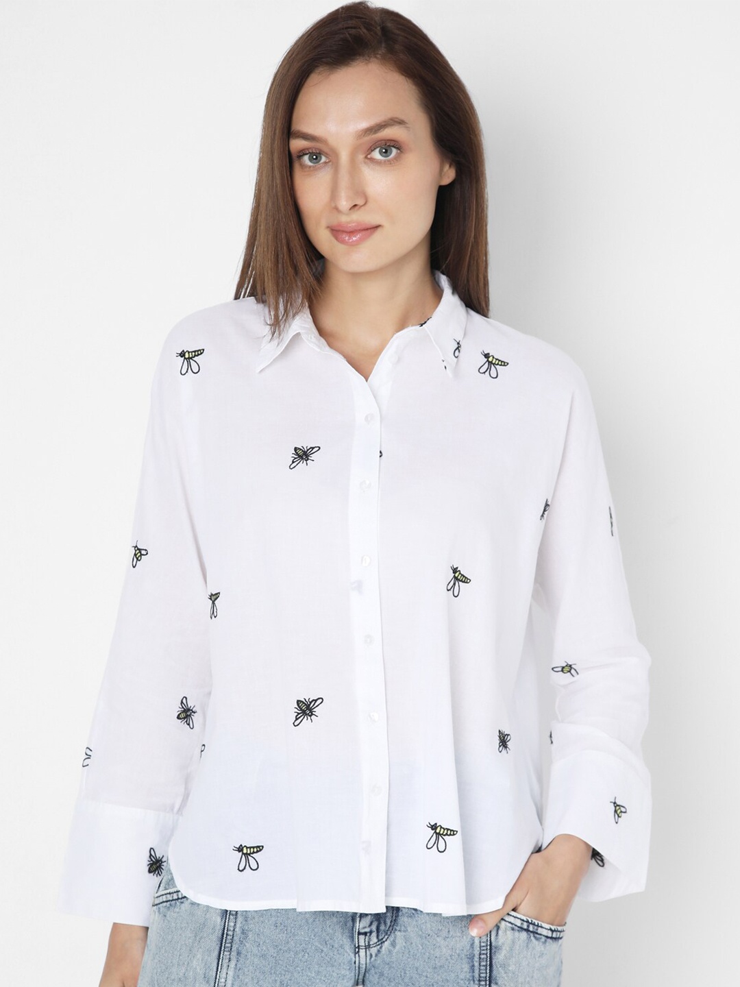 

Vero Moda Conversational Printed Pure Cotton Casual Shirt, White