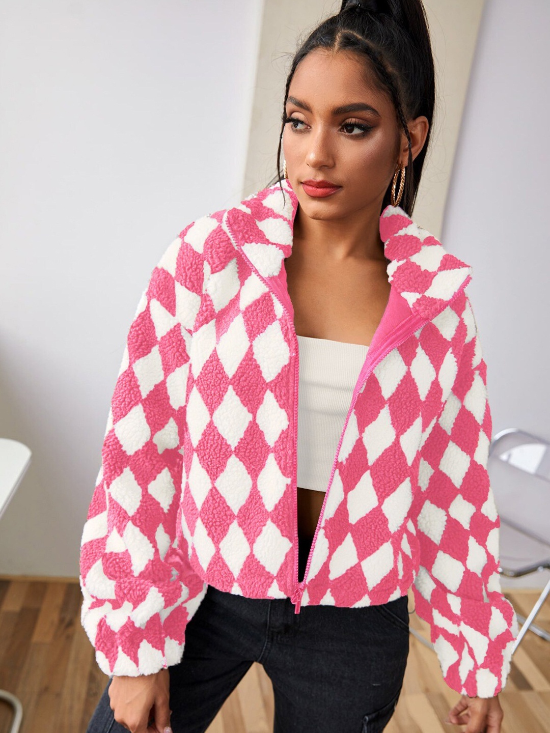 

The Dry State Pink & White Checked Mock Collar Crop Cardigan