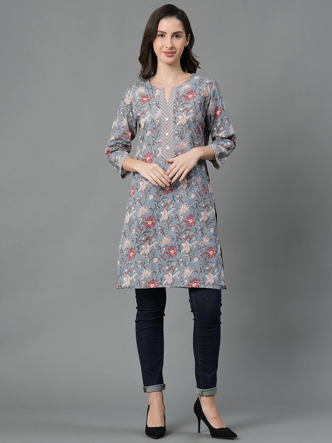 

Mode by Red Tape Floral Printed Straight Kurta, Grey