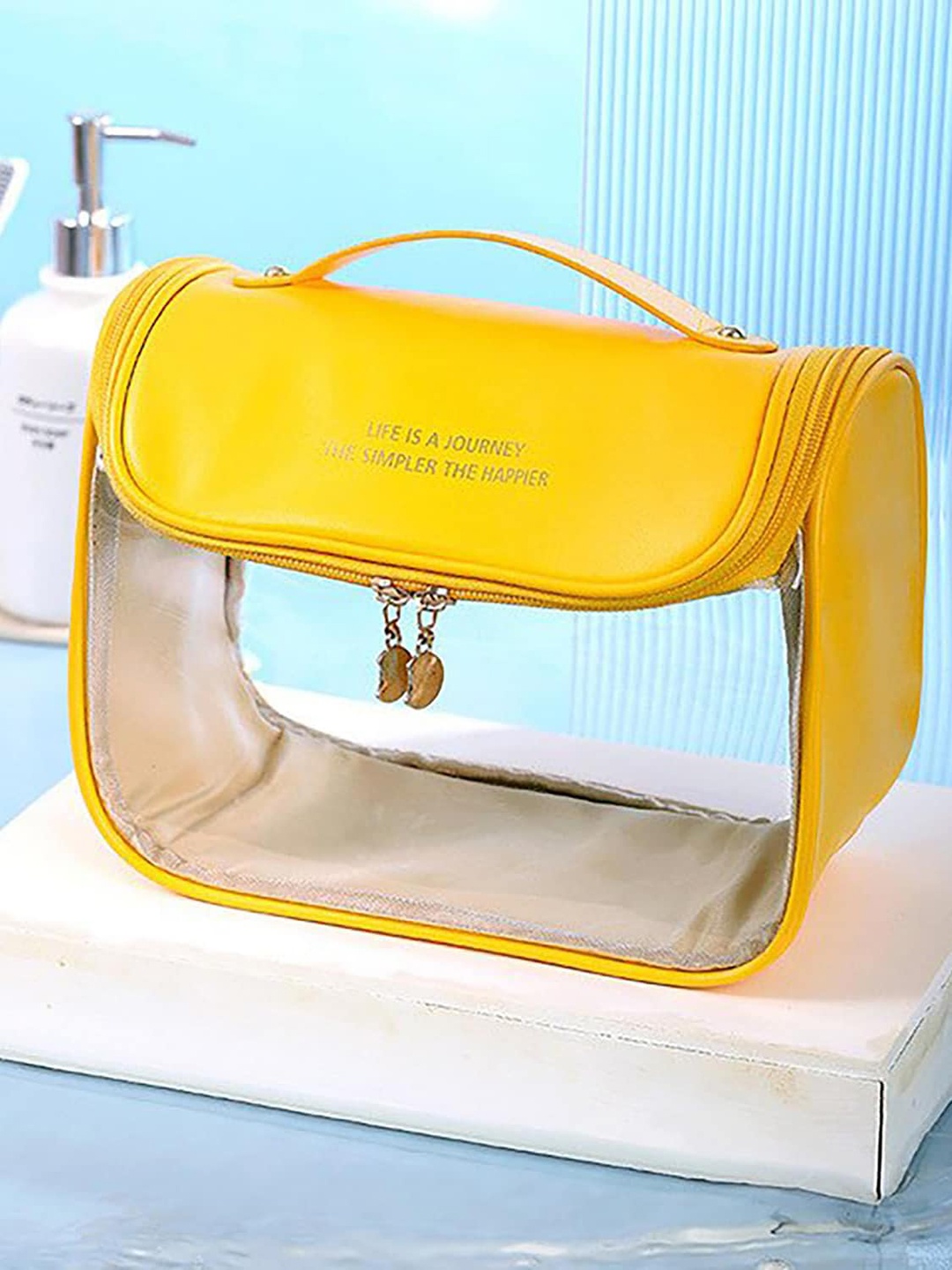 

HOUSE OF QUIRK Yellow Multipurpose Large-Capacity Clear Cosmetic Bag