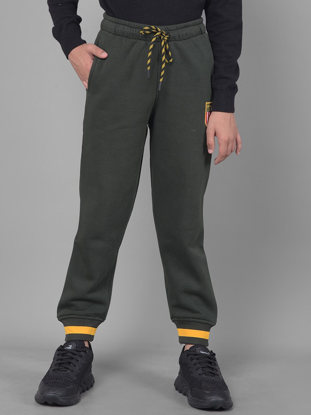 

Crimsoune Club Boys Mid-Rise Joggers, Olive