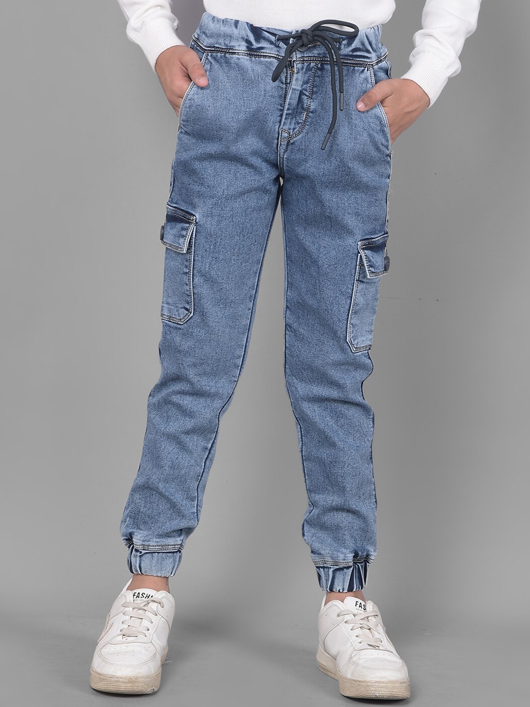 

Crimsoune Club Boys Cotton Light Fade Stretchable Denim Cargo Jogger, Blue