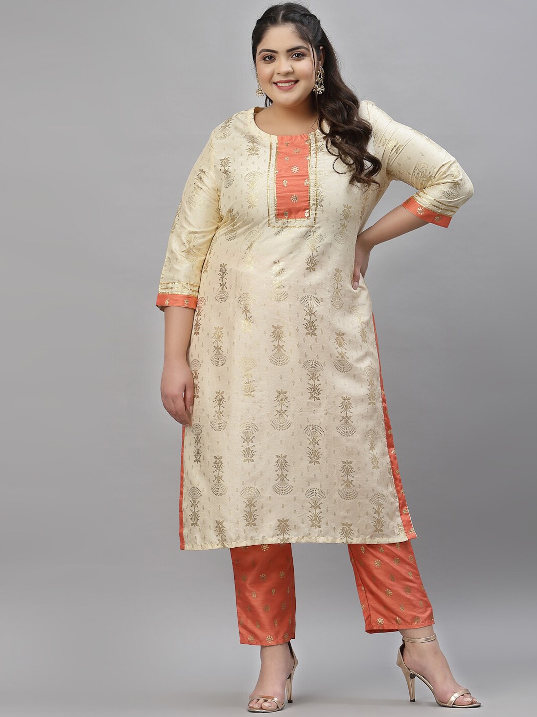 Sztori Plus Size Floral Printed Regular Kurta With Trousers, Cream