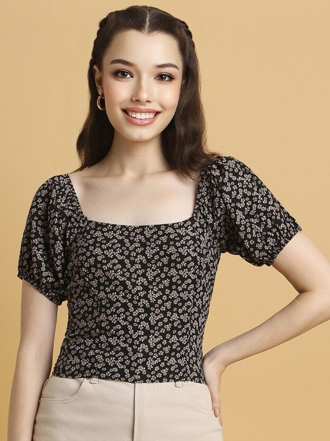 

FOREVER 21 Black Floral Printed Puff Sleeves Smocked Regular Top