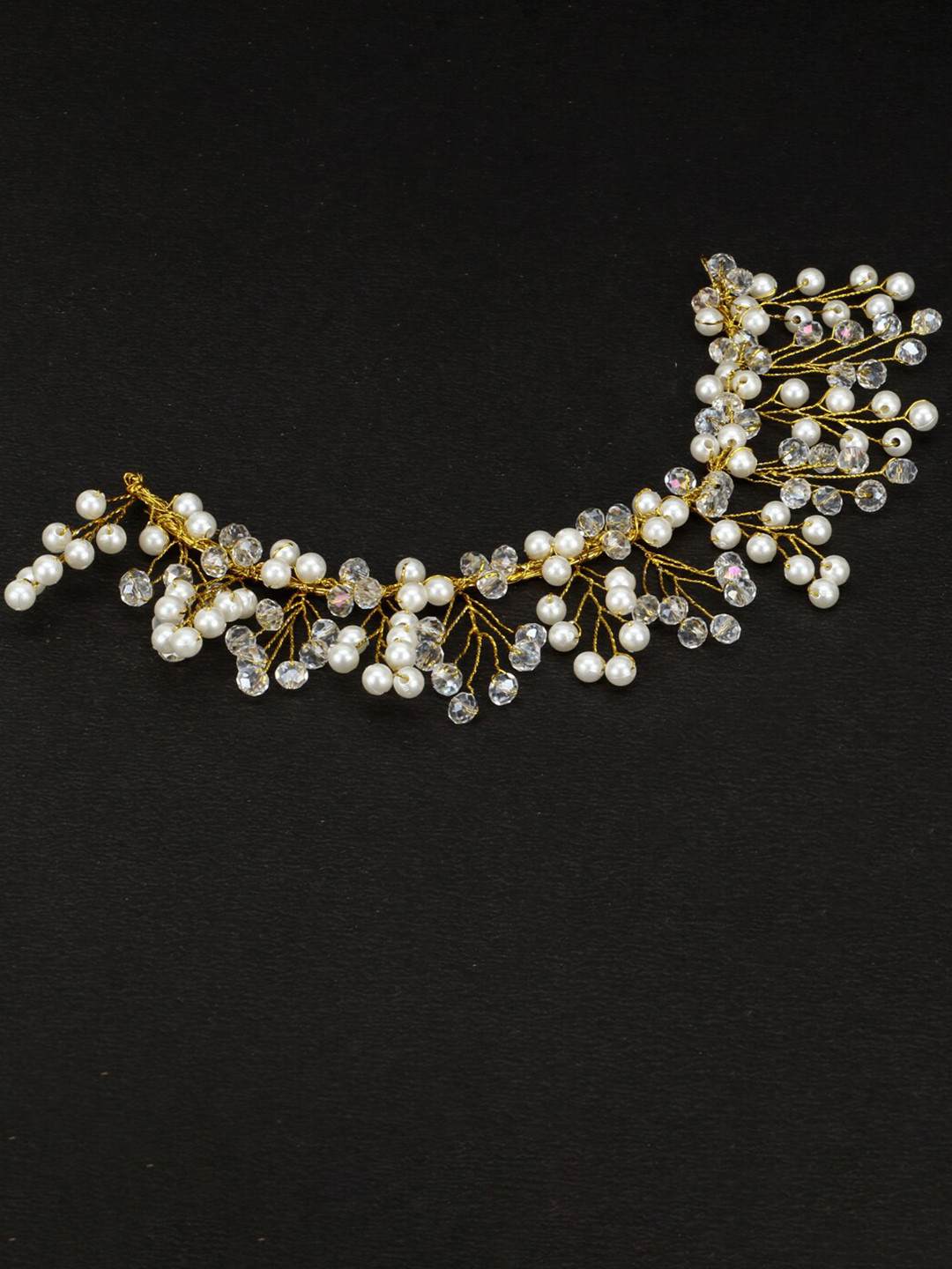 

VAGHBHATT Beaded Hair Venis, Gold