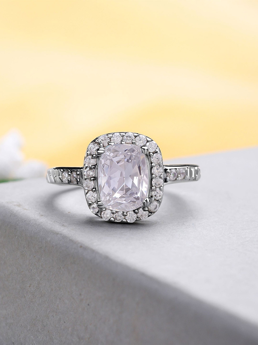 

KUBERBOX 92.5 Sterling Silver Rhodium-Plated Crystal-Studded Adjustable Finger Ring
